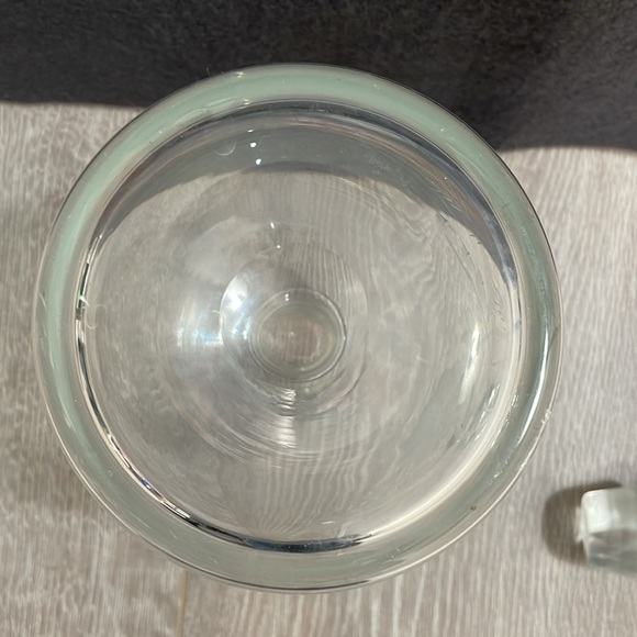 Vintage Glass Wine Liqueur Decanter with Stopper Etched Flowers - Picture 16 of 16